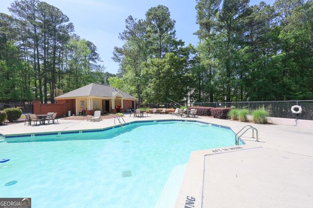 823 Ridgefield Drive, Peachtree City, GA 30269