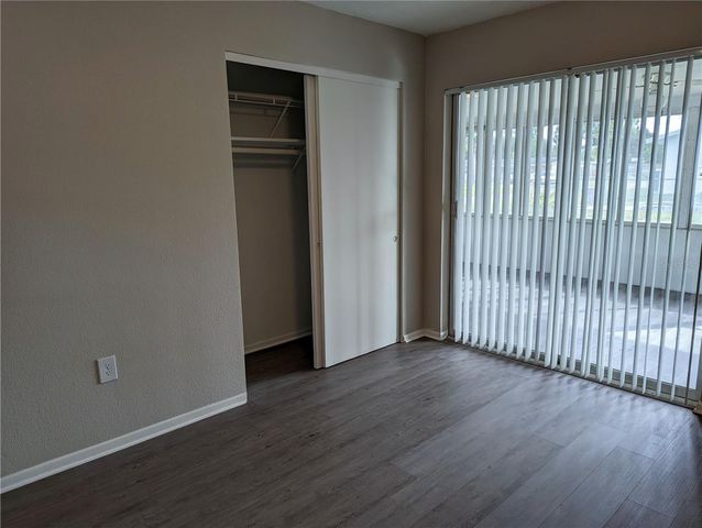 2201 24TH AVENUE W, Bradenton, FL 34205