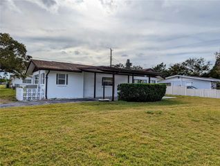 2201 24TH AVENUE W, Bradenton, FL 34205