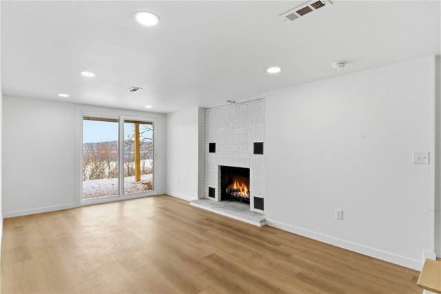 22702 Dam Site Loop, Garfield, AR 72732