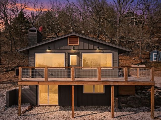 22702 Dam Site Loop, Garfield, AR 72732