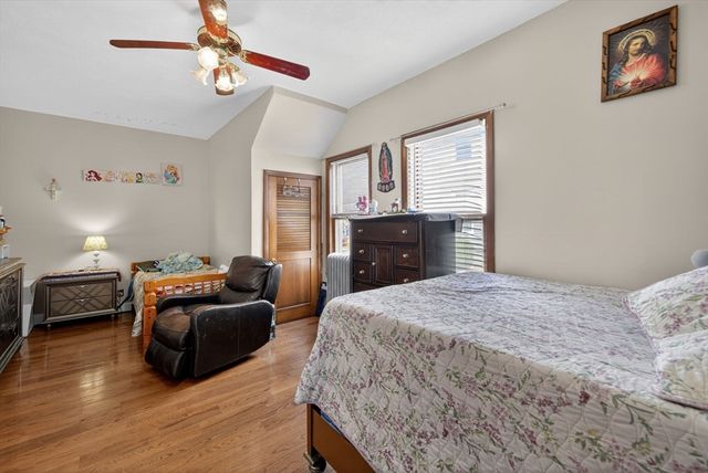 11 Clinton St, Everett, MA 02149