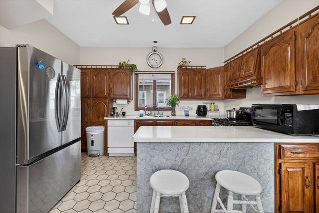 11 Clinton St, Everett, MA 02149