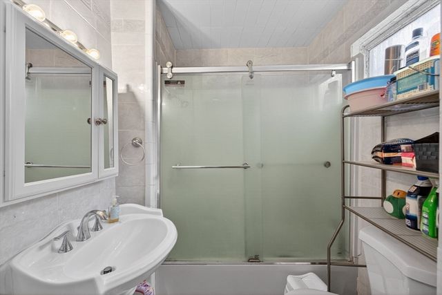 11 Clinton St, Everett, MA 02149