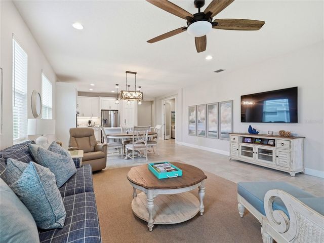 132 VAN GOGH COVE, Bradenton, FL 34212