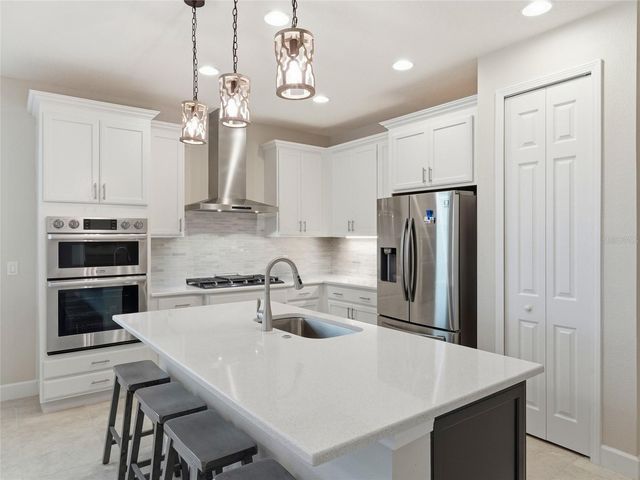 132 VAN GOGH COVE, Bradenton, FL 34212