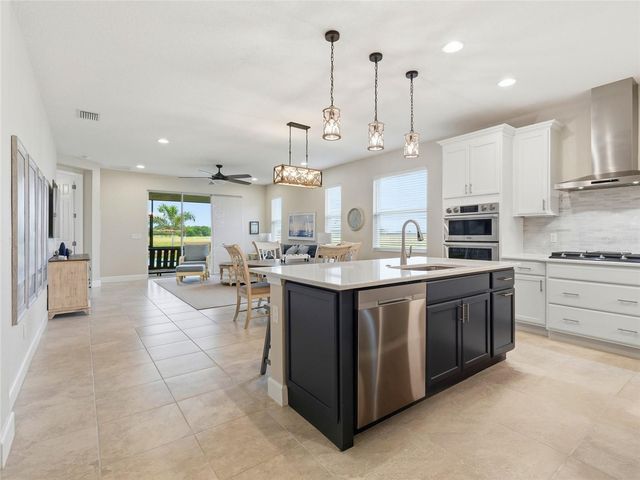 132 VAN GOGH COVE, Bradenton, FL 34212