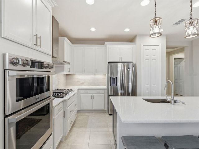 132 VAN GOGH COVE, Bradenton, FL 34212