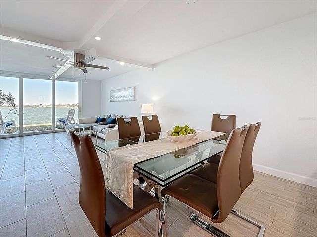 7560 BAY ISLAND DRIVE S 148, South Pasadena, FL 33707