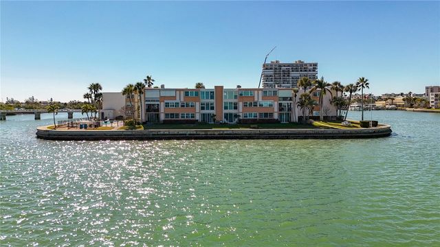 7560 BAY ISLAND DRIVE S 148, South Pasadena, FL 33707