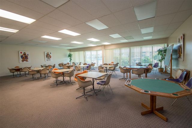 7560 BAY ISLAND DRIVE S 148, South Pasadena, FL 33707