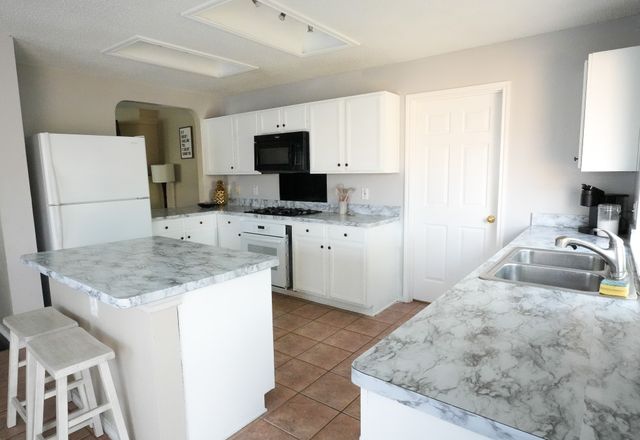 6525 Willow Oak Court, Fort Worth, TX 76112