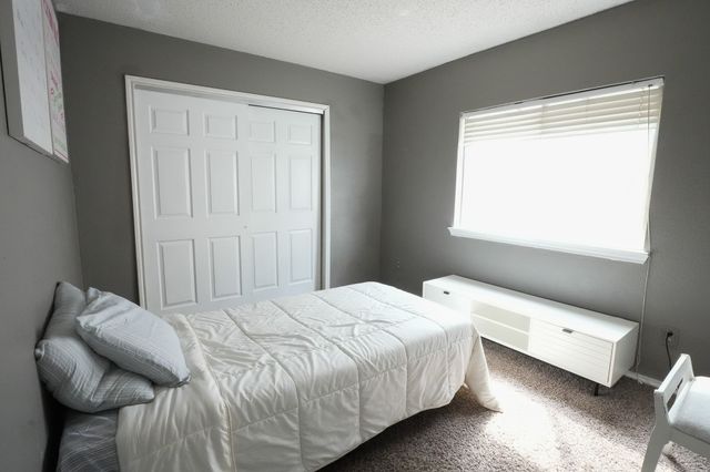 6525 Willow Oak Court, Fort Worth, TX 76112