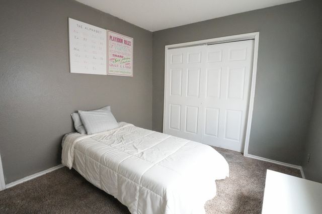 6525 Willow Oak Court, Fort Worth, TX 76112