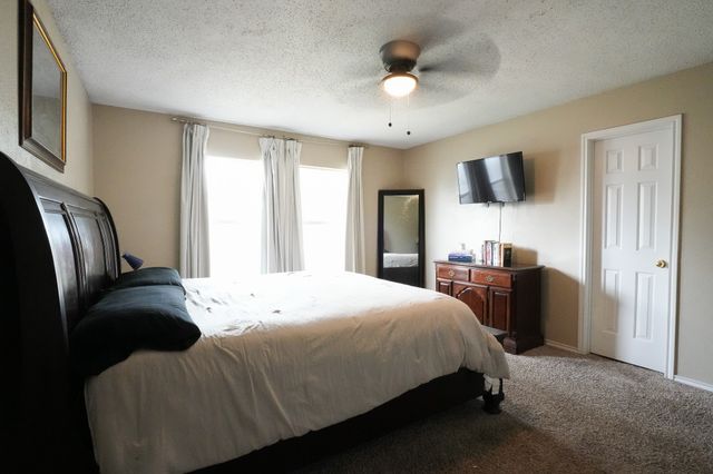 6525 Willow Oak Court, Fort Worth, TX 76112