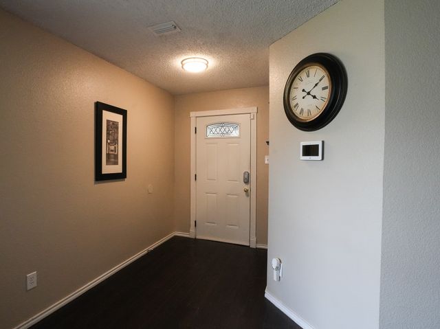 6525 Willow Oak Court, Fort Worth, TX 76112