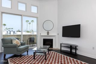 5703 Laurel Canyon Boulevard 306, Los Angeles, CA 91607