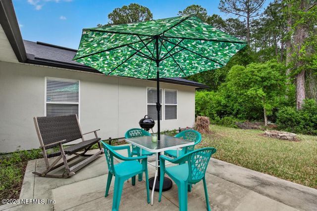 1472 DUNNS LAKE Drive, Jacksonville, FL 32218