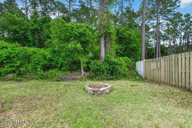 1472 DUNNS LAKE Drive, Jacksonville, FL 32218