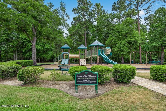1472 DUNNS LAKE Drive, Jacksonville, FL 32218