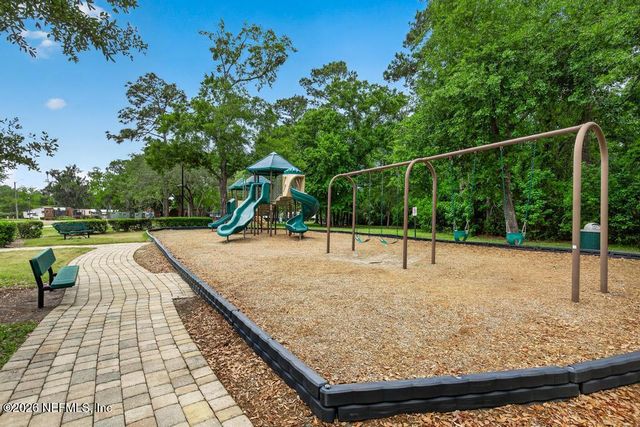1472 DUNNS LAKE Drive, Jacksonville, FL 32218
