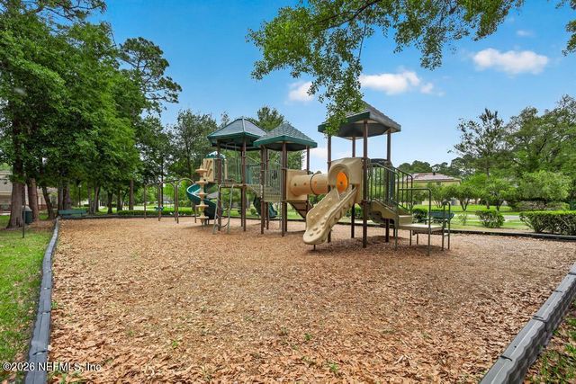 1472 DUNNS LAKE Drive, Jacksonville, FL 32218