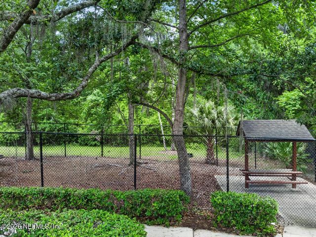 1472 DUNNS LAKE Drive, Jacksonville, FL 32218