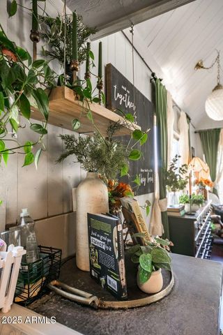 786 KIOWA --, Flagstaff, AZ 86005