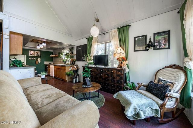 786 KIOWA --, Flagstaff, AZ 86005