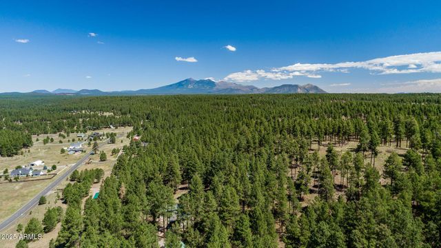 786 KIOWA --, Flagstaff, AZ 86005