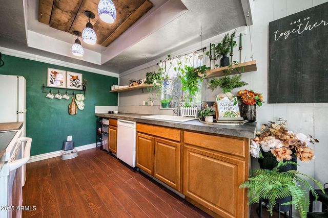 786 KIOWA --, Flagstaff, AZ 86005