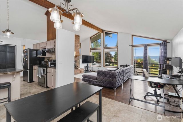 209 Curtis Drive, Longview, WA 98632