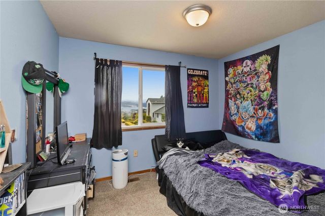 209 Curtis Drive, Longview, WA 98632