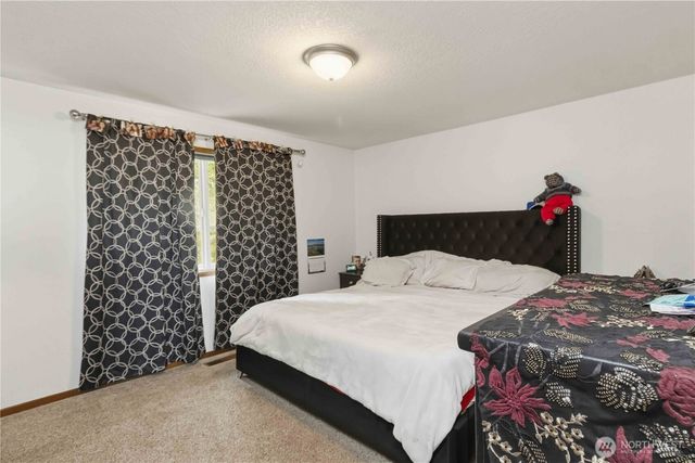 209 Curtis Drive, Longview, WA 98632