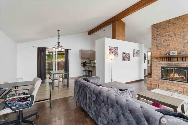 209 Curtis Drive, Longview, WA 98632