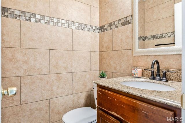 1730 Woodmore Oaks Drive, Manchester, MO 63021