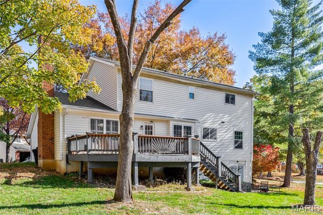 1730 Woodmore Oaks Drive, Manchester, MO 63021