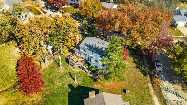 1730 Woodmore Oaks Drive, Manchester, MO 63021