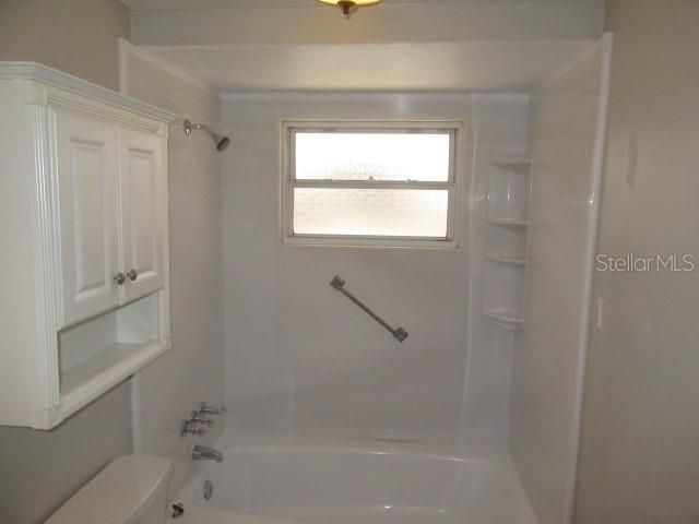 7010 COBBLEWOOD COURT, Tampa, FL 33615