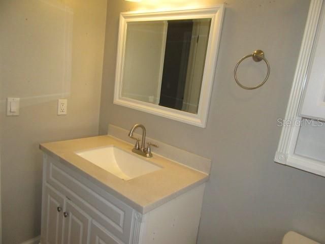7010 COBBLEWOOD COURT, Tampa, FL 33615