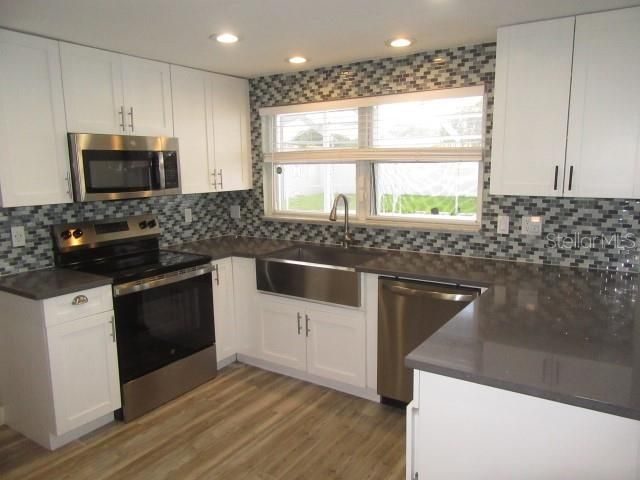 7010 COBBLEWOOD COURT, Tampa, FL 33615