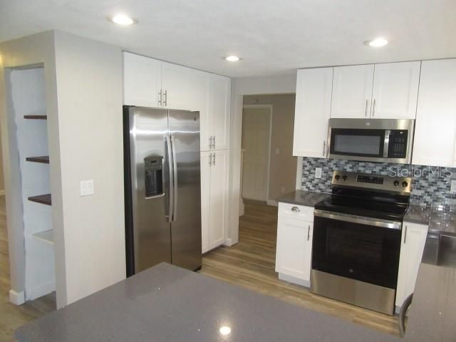 7010 COBBLEWOOD COURT, Tampa, FL 33615