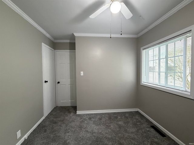 225 Stanley Street, Mishawaka, IN 46545