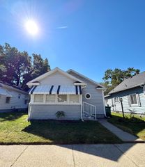 225 Stanley Street, Mishawaka, IN 46545