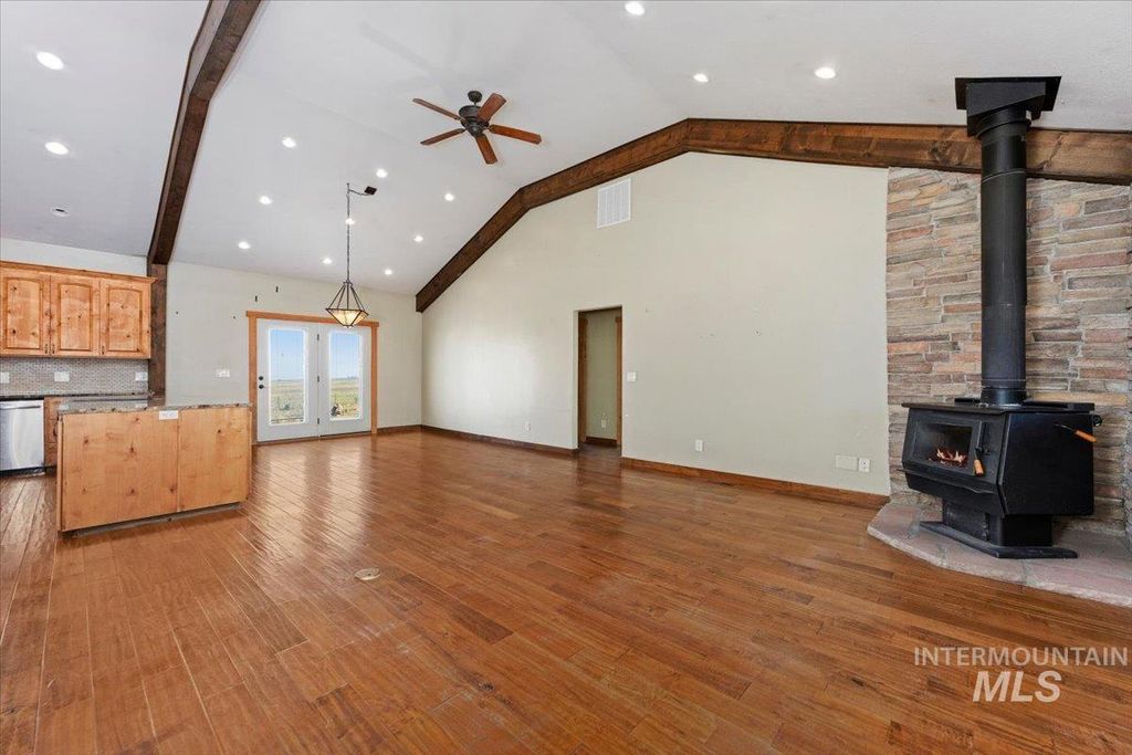 1206 E 2000 S, Elba, ID 83342 photo 5