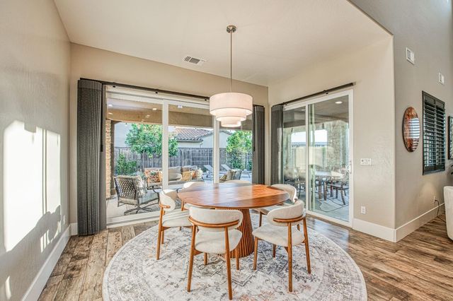 912 Vineyard Court, Madera, CA 93636