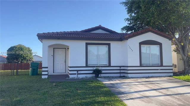 14252 SW 175th Ter, Miami, FL 33177