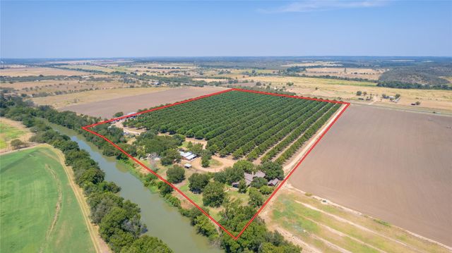 4155 W US Highway 190, San Saba, TX 76877