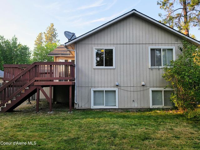 106 S Riverwood CT, Post Falls, ID 83854