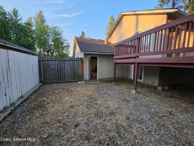 106 S Riverwood CT, Post Falls, ID 83854